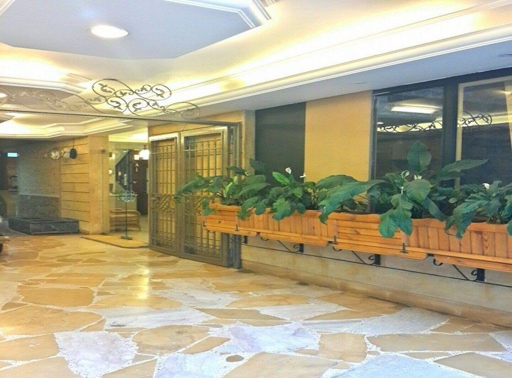 维西尼套房公寓式酒店 贝鲁特 外观 照片