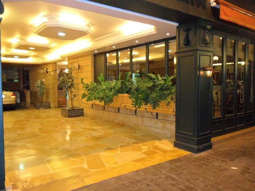 维西尼套房公寓式酒店 贝鲁特 外观 照片