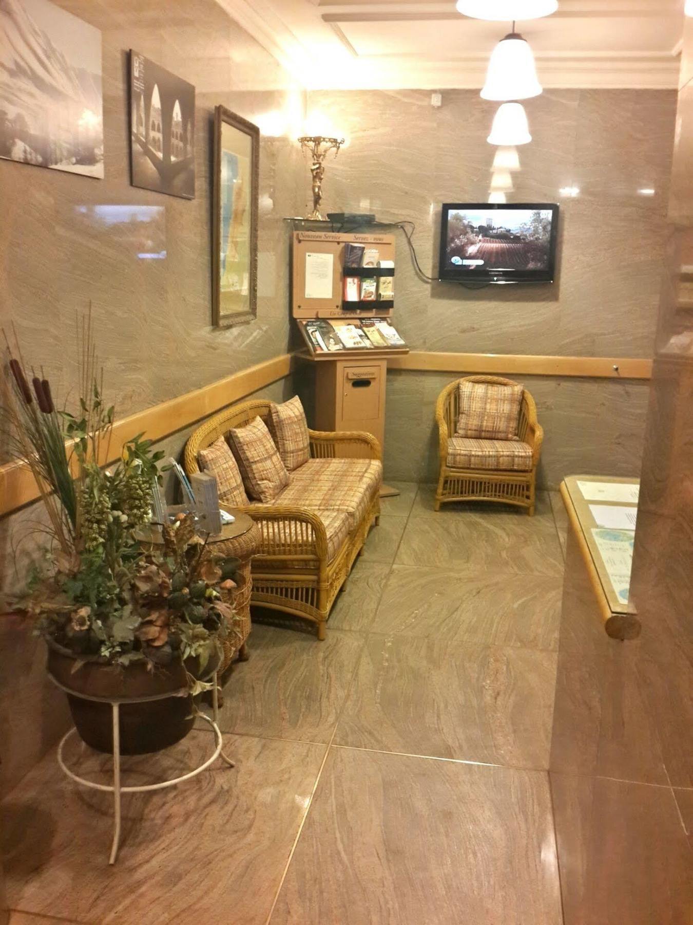 维西尼套房公寓式酒店 贝鲁特 外观 照片